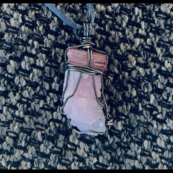 Pink Tourmaline & Smithsonite Pendant - Picture 11 of 13
